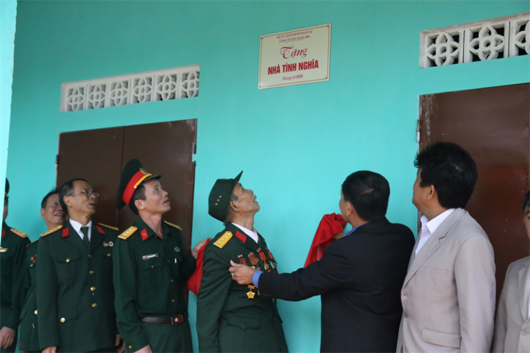 edc363f367e596bbcff4