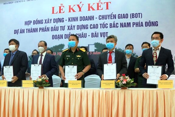 ky_ket_hop_dong_dien_chau_bai_vot_qdndvn