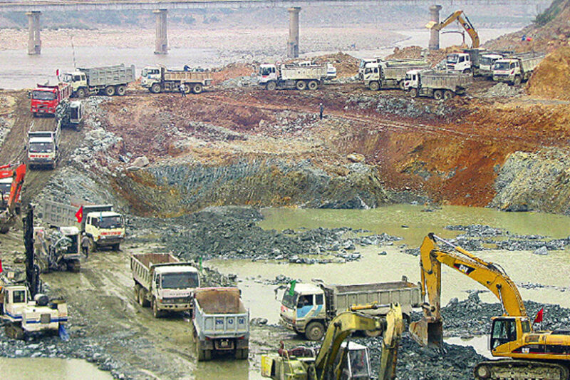 sonlascouringhole sonlascouringhole