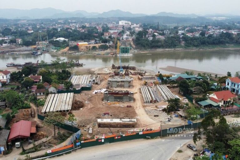 Tru-Cau-Phong-Chau-M