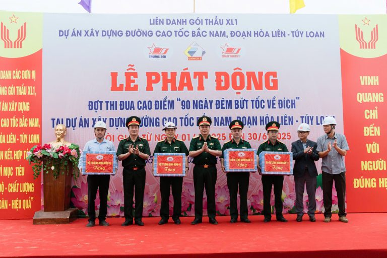 z6466460225434_3893b8461a359f1dd62740fecee9f72b