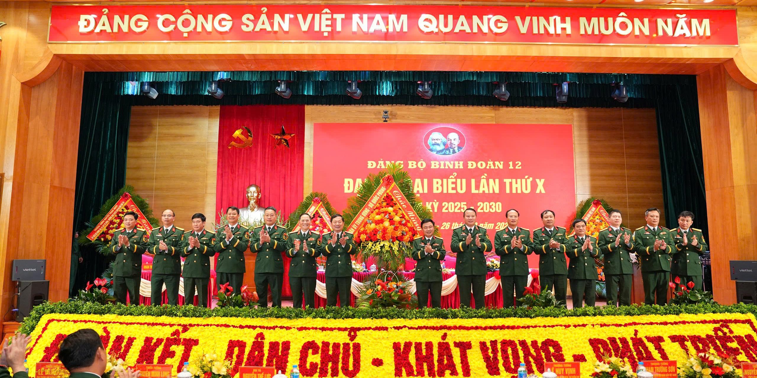 z6942264462652_63ba87aa287fef883a15e7a0cf7b471d