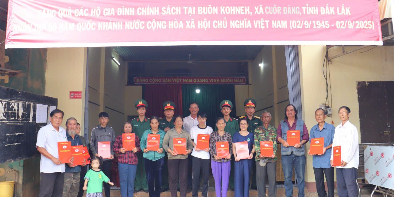 z6967485940477_211cdff56218074a02a50232fddf35d8