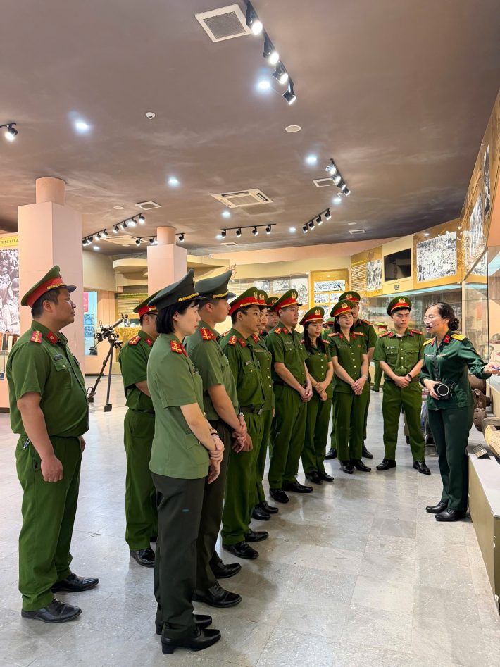 z7666350673456_c34cca9efbeb79e2831acf78a8f0260a